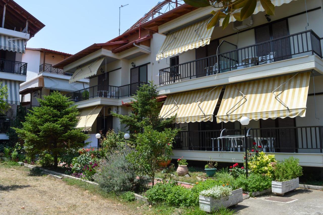 Manos Kritikakis Apartments Platamónasz Kültér fotó