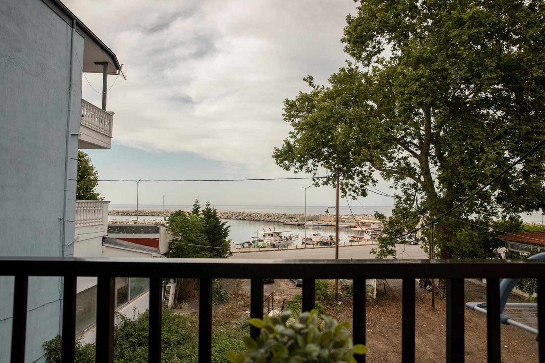 Manos Kritikakis Apartments Platamónasz Kültér fotó